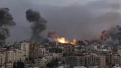 فلسطينيون يفتحون النار على حافلة مُستوطنين غرب رام الله وجيش الاحتلال يُلاحقهم