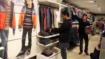 2.2 مليار جنيه تمويلات لتقسيط شراء ملابس وأحذية وشنط وساعات خلال 2023