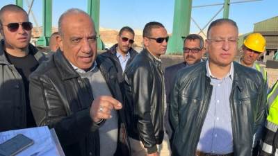 وزير قطاع الأعمال العام يتفقد شركة سيناء للمنجنيز بمدينة أبو زنيمة
