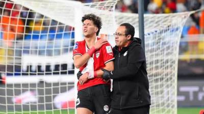 إمام عاشور يجري عملية جراحية ناجحة في الكتف