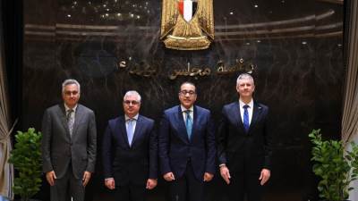 مدبولي: 1.6 مليار جنيه استثمارات لتوطين صناعة صوامع تخزين الغلال