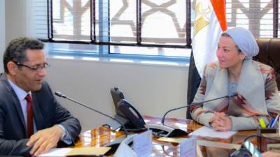 وزيرة البيئة تلتقى نقيب الصحفيين لبحث التعاون في دعم الصحافة البيئية في مصر