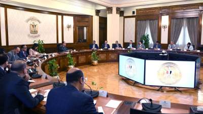 رئيس الوزراء يلتقى أعضاء اللجنة التنسيقية للحوار الوطني