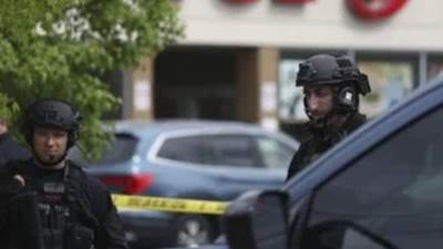 القبض على أمريكي قتل 4 أشخاص طعنا وأصاب 7 آخرين بولاية إلينوي الأمريكية