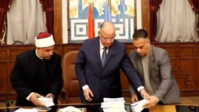 محافظة القاهرة تتسلم 5 أطنان من اللحوم الطازجة لتوزيعها على الأسر الأولى بالرعاية