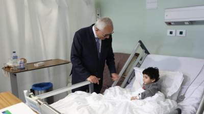 وزير التربية والتعليم يزور مستشفى الناس بشبرا الخيمة ويتفقد أقسام المستشفى المختلفة