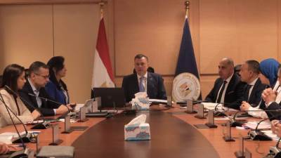 عيسى يناقش سبل تطوير منتج السياحة النيلية في مصر