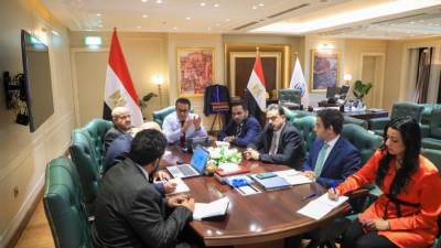 وزير الصحة يستقبل ممثل منظمة الصحة العالمية لمتابعة الخدمات الطبية المقدمة للمصابين الفلسطينيين