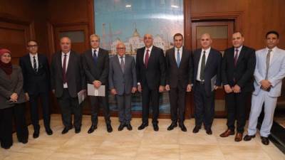 باسل رحمي يجتمع مع اللواء عادل الغضبان لمناقشة تنفيذ خطة متكاملة للنهوض بالمشروعات الصناعية ببورسعيد 