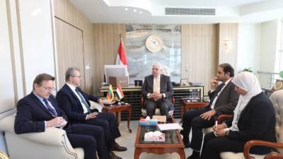 وزير التعليم يستقبل سفير ليتوانيا لبحث التعاون بين مصر وليتوانيا