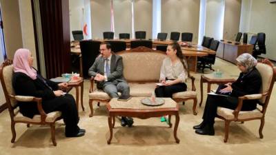 القباج تلتقي مندوب وزير الخارجية البريطاني للشئون الإنسانية في الأراضي الفلسطينية