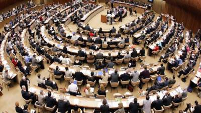 مجلس حقوق الإنسان يتبنى قرارا يُطالب بحظر بيع الأسلحة إلى إسرائيل