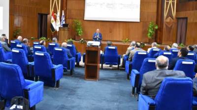 سويلم يشهد فعاليات ندوة "دور التدريب فى تحقيق إستراتيجية وزارة الموارد المائية والرى"