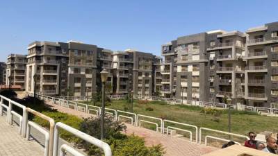 وزير الإسكان: فرق طواريء للمرافق ومنع للمخالفات وصيانة للمسطحات الخضراء والمتنزهات بالمدن الجديدة استعداداً لعيد الفطر