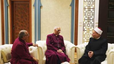 مفتي الجمهورية يَستقبل وفدًا رفيع المستوى من رئاسة الكنيسة الأسقفية