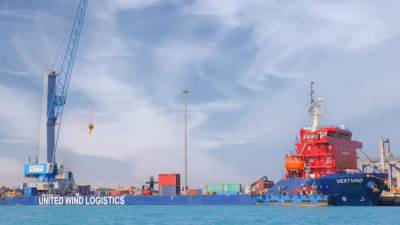 مجموعة موانئ دبي العالمية "دي بي ورلد" تتسلم مشغل المحطة في ميناء العين السخنة