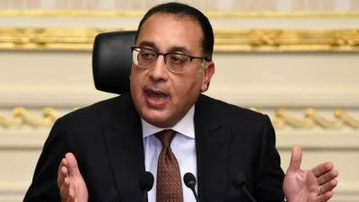 رئيس الوزراء يهنئ الرئيس السيسي بحلول عيد الفطر المبارك