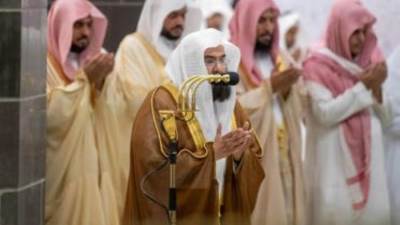 أكثر من مليونين ونصف يشهدون ختم القرآن الكريم بالمسجد الحرام ليلة 29 من شهر رمضان