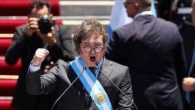 رئيس الأرجنتين يلغى رحلته للدنمارك ويعود من أمريكا بسبب الهجوم الإيرانى