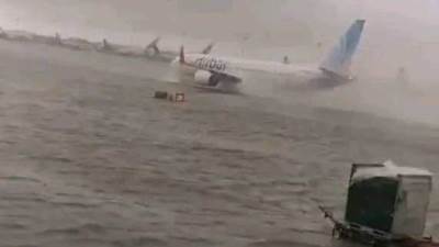 الإمارات تشهد أكبر كميات أمطار خلال الأعوام الـ 75‬‎ الماضية