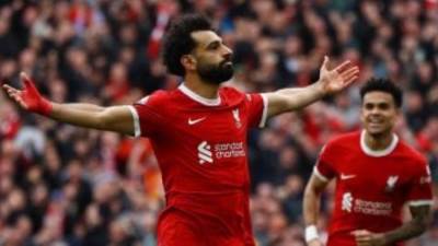 التشكيل الرسمى لقمة أتالانتا وليفربول فى الدورى الأوروبى.. صلاح أساسيا