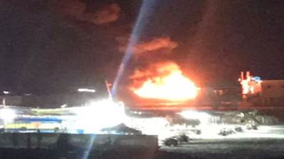 القاهرة الإخبارية: طائرات الاحتلال تقصف بكثافة مخيم النصيرات وسط قطاع غزة