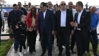 رئيس الوزراء يتفقد نادي وشاطئ "قادرون" لذوي الهمم بمدينة دمياط الجديدة