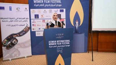  وزيرة التضامن: نحرص على عقد جلسات حوارية مع صناع السينما