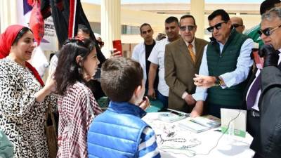 وزير الشباب والرياضة يقوم بجولة تفقدية ويفتتح عدد من المنشآت الشبابية والرياضية بشمال سيناء