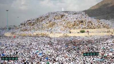 وزارة الحج والعمرة تحذر من الانسياق خلف إعلانات الحج الوهمية وتدعو الجميع لمتابعة الجهات الرسمية للحصول على المعلومات الموثّقة