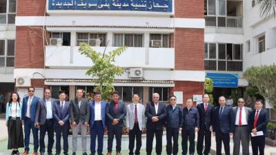 رئيس جهاز  العاصمة الإدارية يجتمع بممثلي الشركات المنفذة لحي "جاردن سيتي الجديدة"