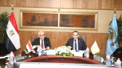 وزير التعليم يشدد على إجراءات ضمان تأمين والحفاظ على سرية أوراق امتحانات الشهادة الاعدادية باستخدام الباركود