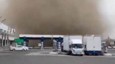 إعصار قمعى يضرب منطقة عسير السعودية والأرصاد توضح التفاصيل