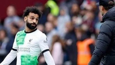 الكشف عن تفاصيل مشادة صلاح مع كلوب