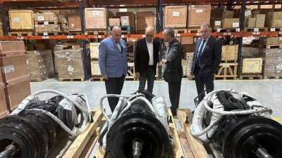 وزير الإسكان يزور مصنع شركة "Hydroo" الأسبانية لبحث موقف تصنيع منتجات الشركة محلياً