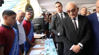 رضا حجازي يوجه بتسويق منتجات الطلاب بصورة متميزة