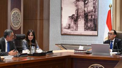 رئيس الوزراء يتابع ترتيبات تنظيم مؤتمر الاستثمار المُشترك بين مصر والاتحاد الأوروبي