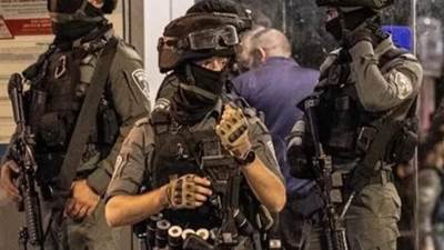 إصابة ضابط إسرائيلي في عملية طعن بالقدس ومقتل سائح تركي نفذ العملية