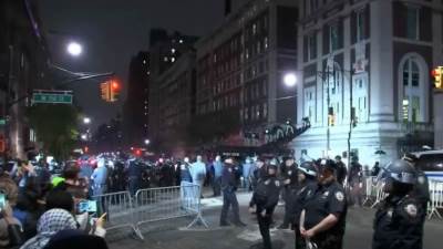 القاهرة الإخبارية: الشرطة تقتحم جامعة كاليفورنيا وتعتقل الطلاب المعتصمين