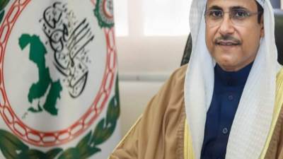 العسومي يؤكد أهمية البحث العلمي في دعم مسيرة التقدم والتنمية العربية