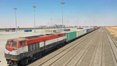 الموانىء البرية والجافة: لميناء أكتوبر الجاف دور بارز وهام في حركة الواردات والصادرات القادمة والمتجهة للموانئ البحريه المصرية