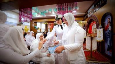 مراكز الإصلاح والتأهيل تستقبل رجال الدين المسيحي لمشاركة النزلاء الاحتفال بعيد القيامة