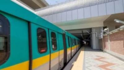 وزير النقل يعلن التشغيل التجريبى بالركاب لـ5 محطات مترو جديدة 15 مايو