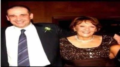 وفاة والدة الفنان كريم عبد العزيز