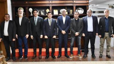 أحمد أبو هشيمة يتبرع بـ2 مليون جنيه لدعم المنتخب الأوليمبى قبل أولمبياد باريس ويعدهم بمكافآت خاصة فى حالة الفوز