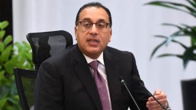 رئيس الوزراء: القطاع الخاص له دور مهم ويعد أحد أعمدة النمو والتطوير