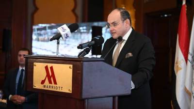 وزير التجارة يستعرض خطط الحكومة والوزارة لتعزيز التجارة وجذب الاستثمارات وتحقيق مستهدفات التنمية الصناعية