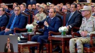 الرئيس السيسى: زراعة 60 ألف فدان بالمنيا وبنى سويف يعود بالنفع على الأيدى العاملة