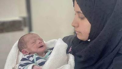 "الأونروا": أكثر من 150 ألف امرأة حامل في غزة يواجهن ظروفا صحية "رهيبة"