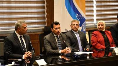 صبحي: نعمل فى ضوء توجيهات القيادة السياسية للتوعية المجتمعية بالمشروعات القومية